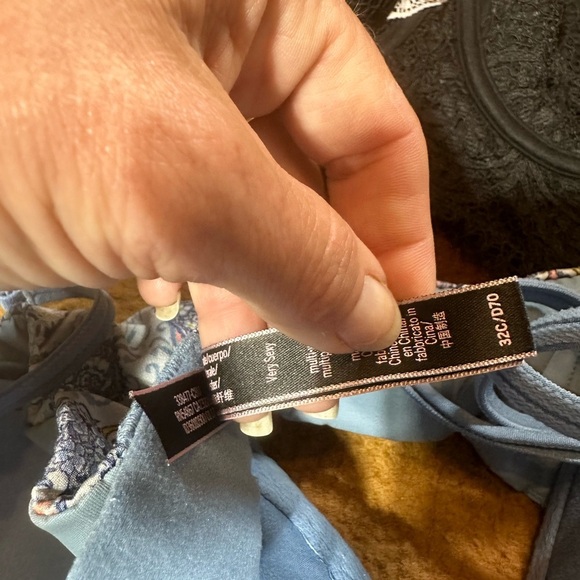 3 bras - Picture 4 of 6